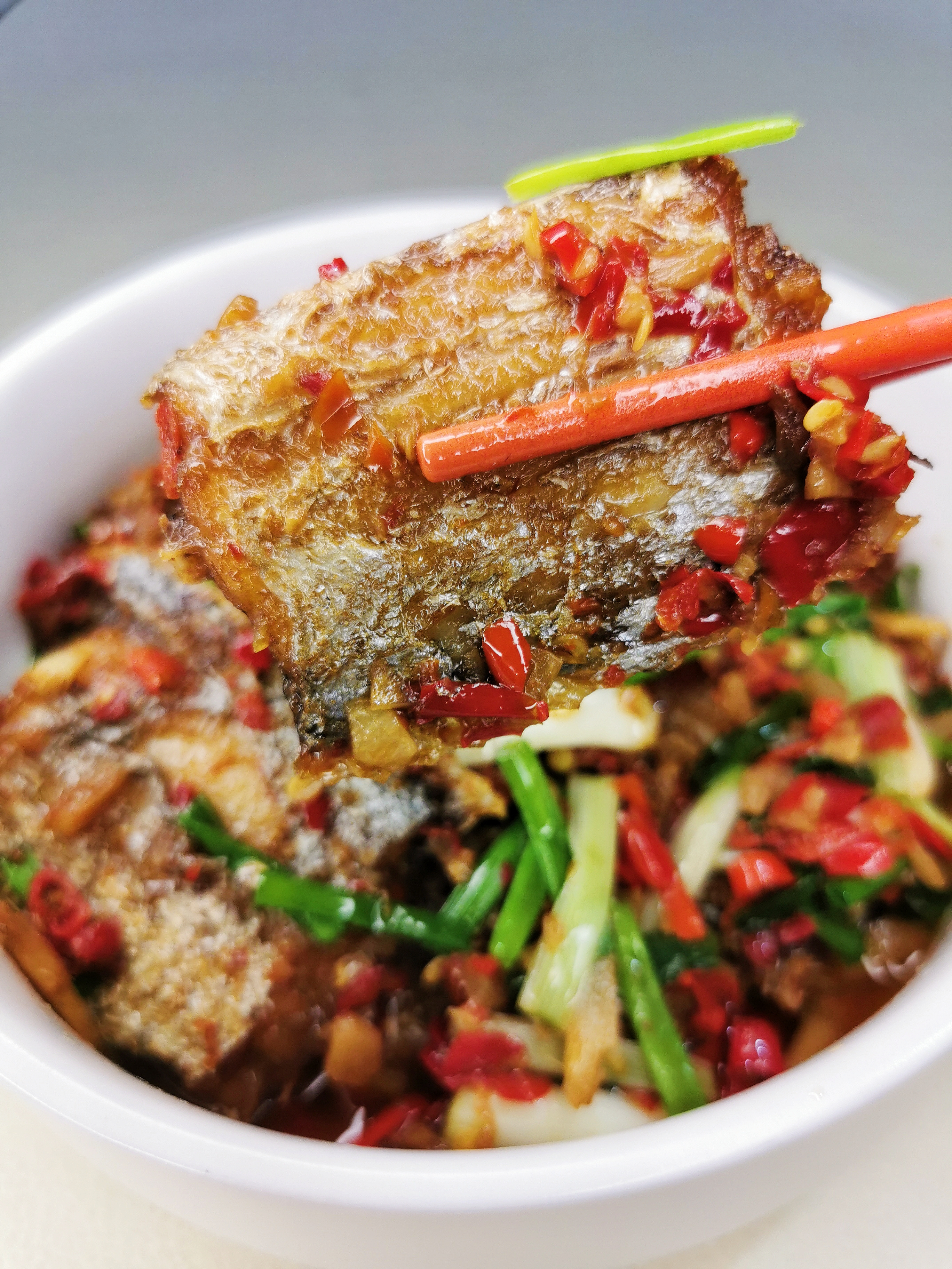 记忆最深刻的香辣带鱼,80后上学和朋友换菜top 1