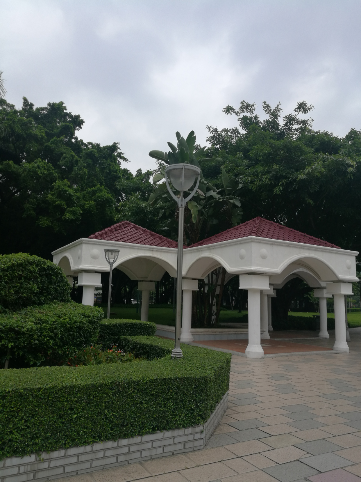 佛山禅城市区内的一所公园季华公园