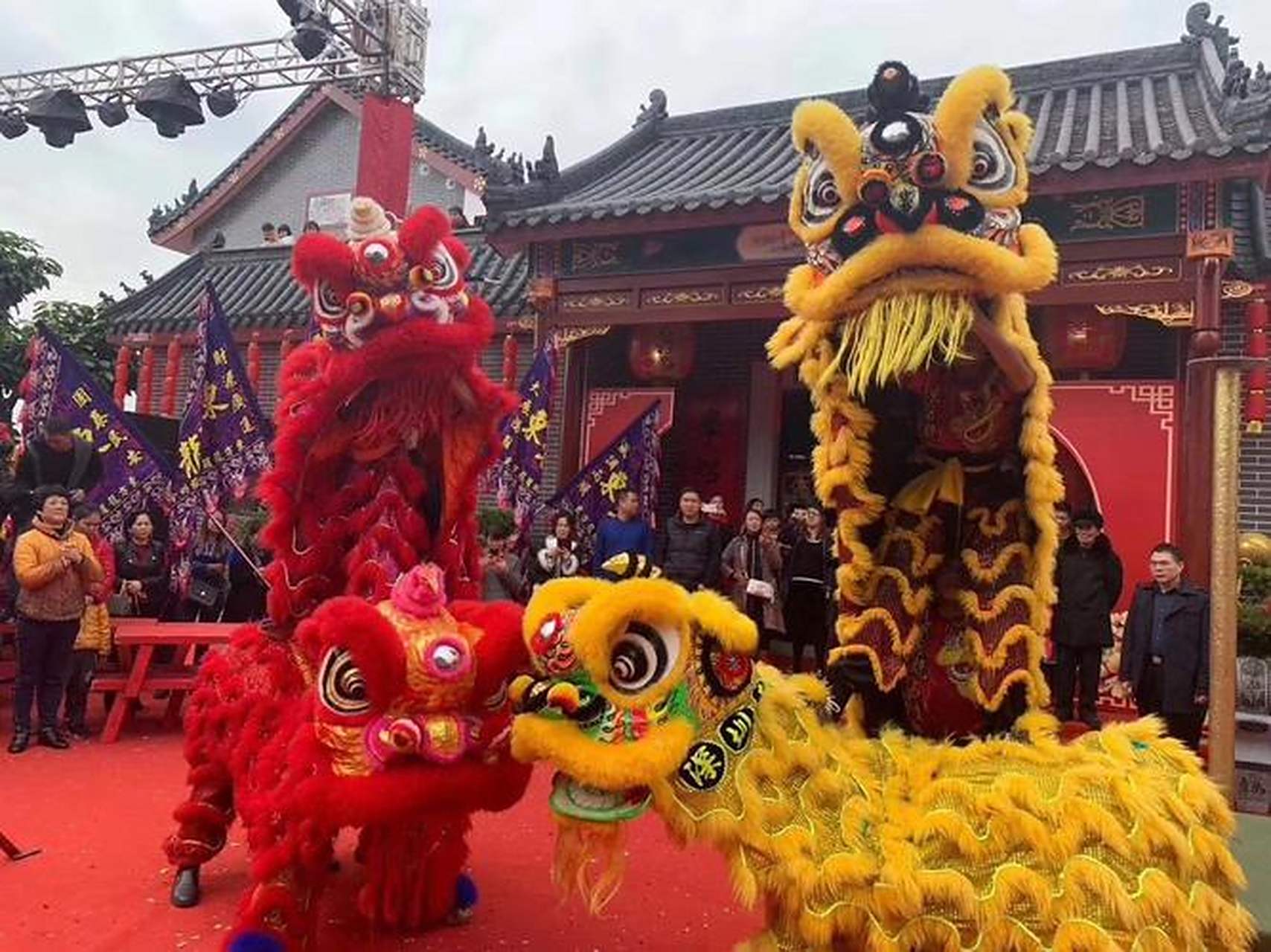 福州舞狮队151x2333x2322福州开业舞狮醒狮舞龙梅花桩舞狮乔迁舞狮