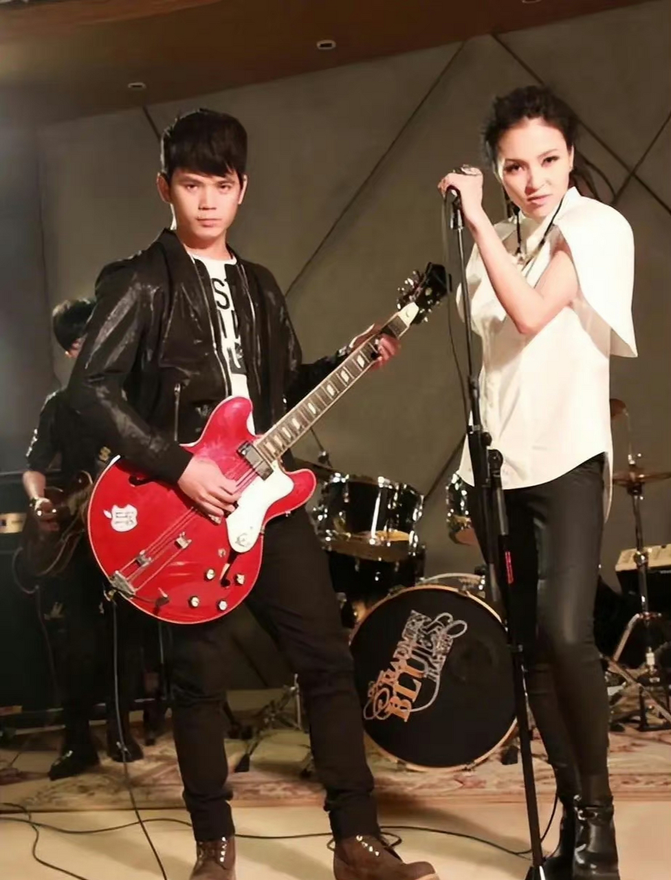 6月13日晚8点58分,《中国好声音》汪峰学员张恒远去世!