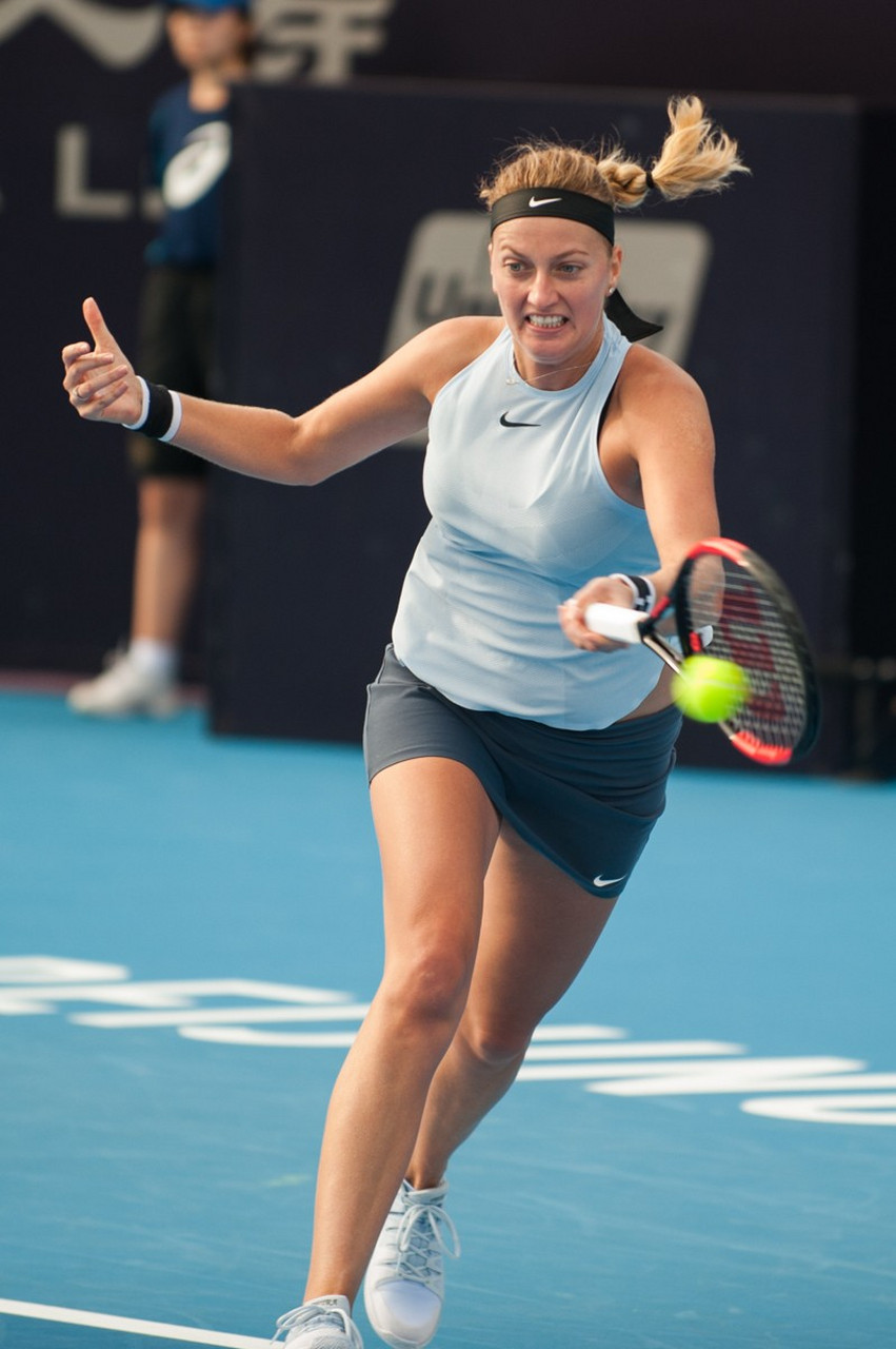 佩特拉·科维托娃(petra kvitova),1990年3月出生于捷克比洛维克,捷克