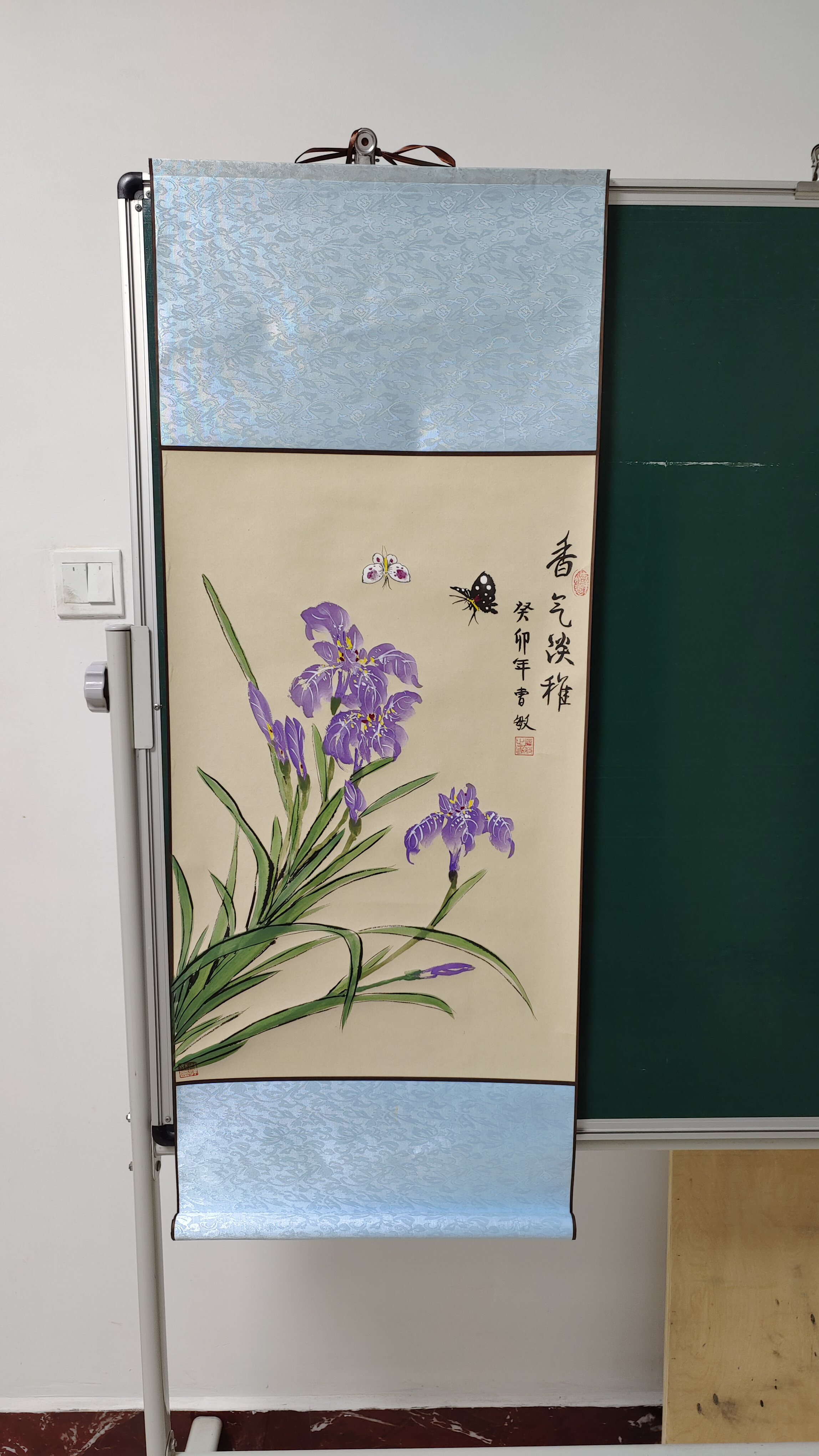 以下作品布局值得收藏学习 卷轴仿古生宣纸,竖幅作品四尺三开,写意画