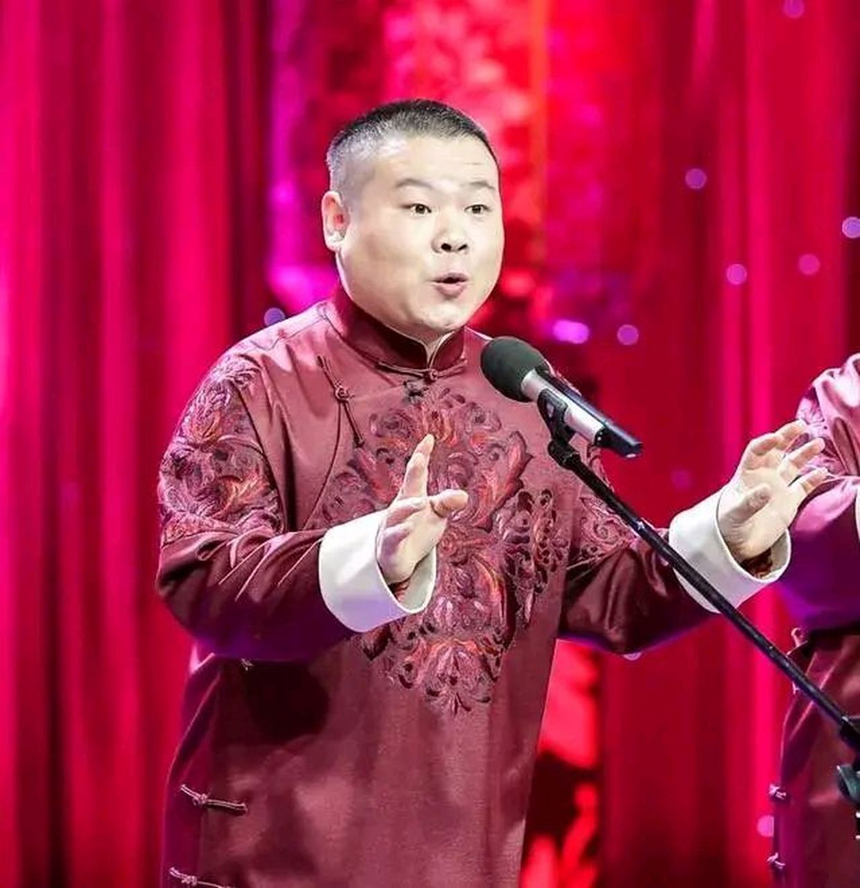 岳云鹏很可能7登央视春晚,已为2024年央视春晚准备大半年时间!