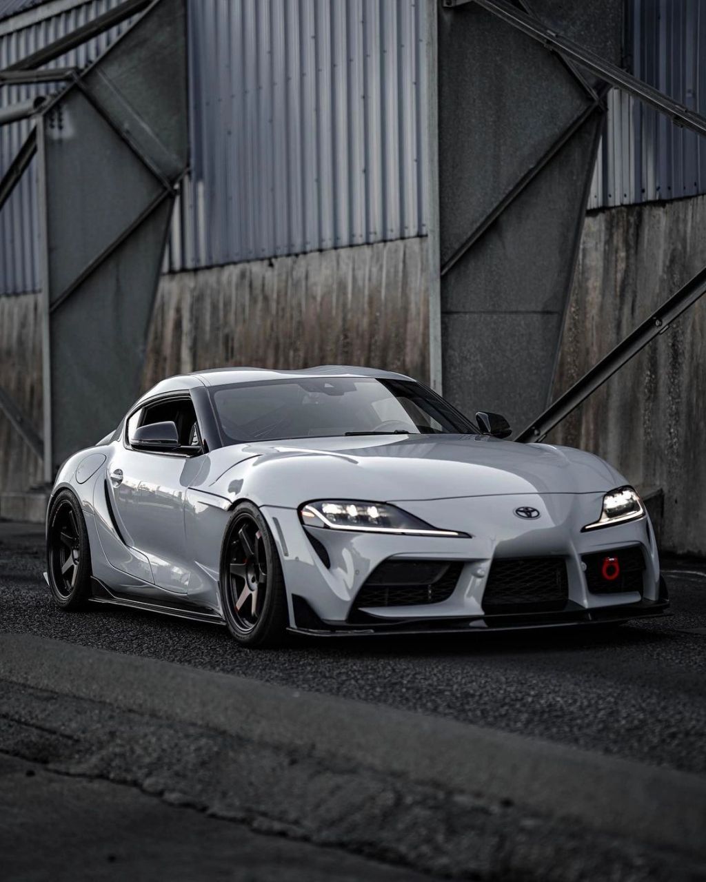 丰田牛魔王 supra