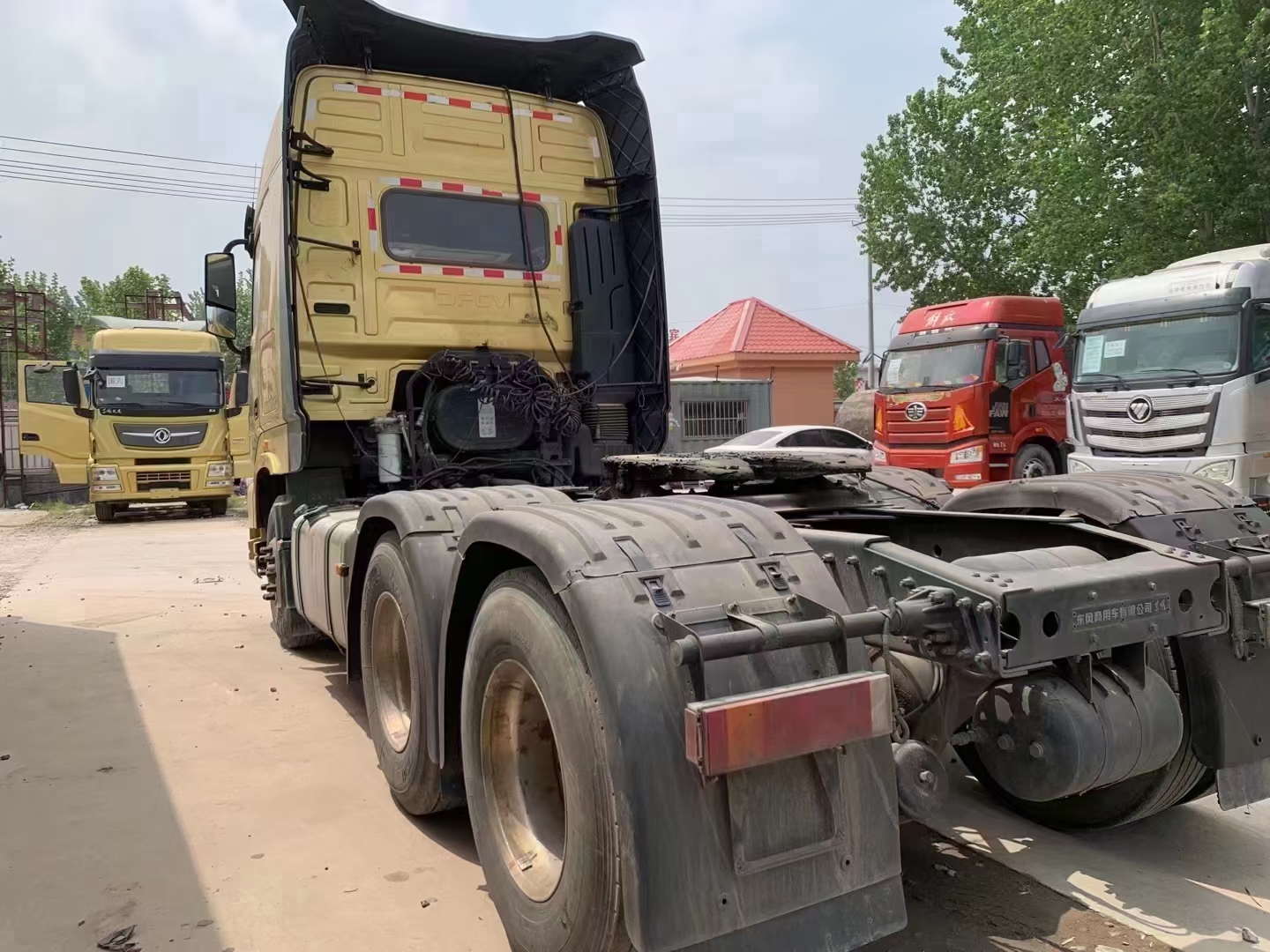 二手牵引车天龙旗舰国六,19年20月,560马力