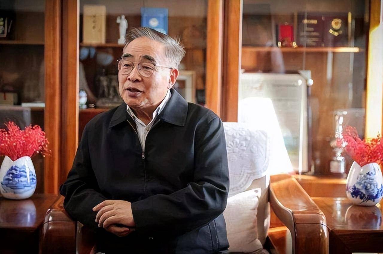 张伯礼院士,74岁仍精力充沛,坚守抗疫一线,他的养生秘诀送给你