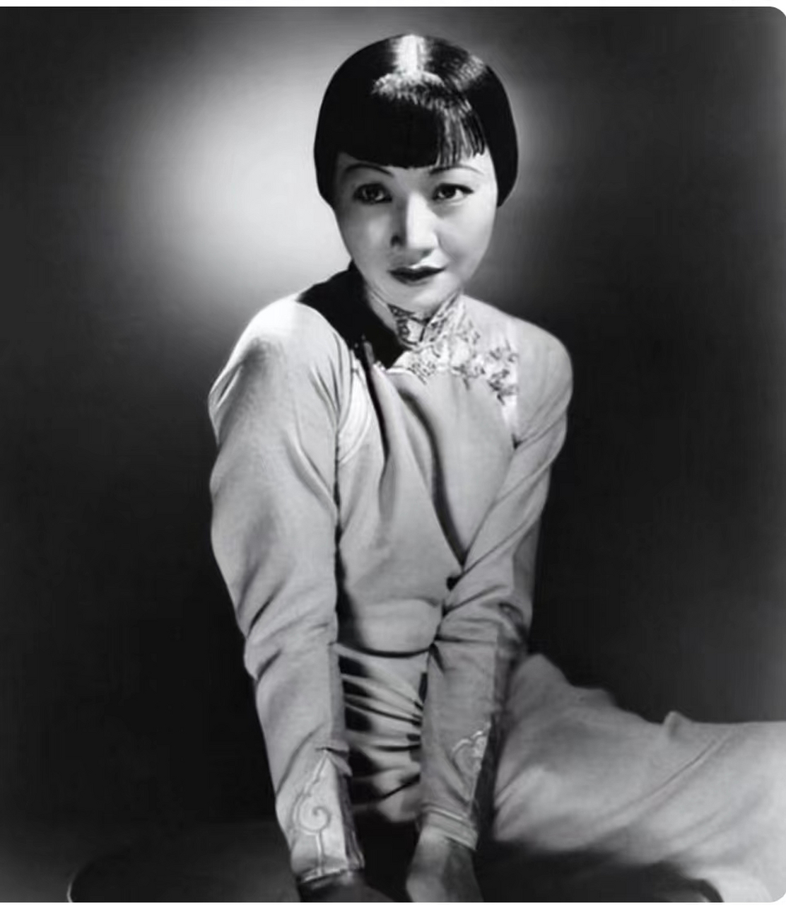 1914年,阎锡山在妻子徐竹青的安排下被迫纳妾,并在新