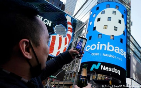 深度拆解Coinbase：从加密之王到开放式金融系统 荣耀与风险并存