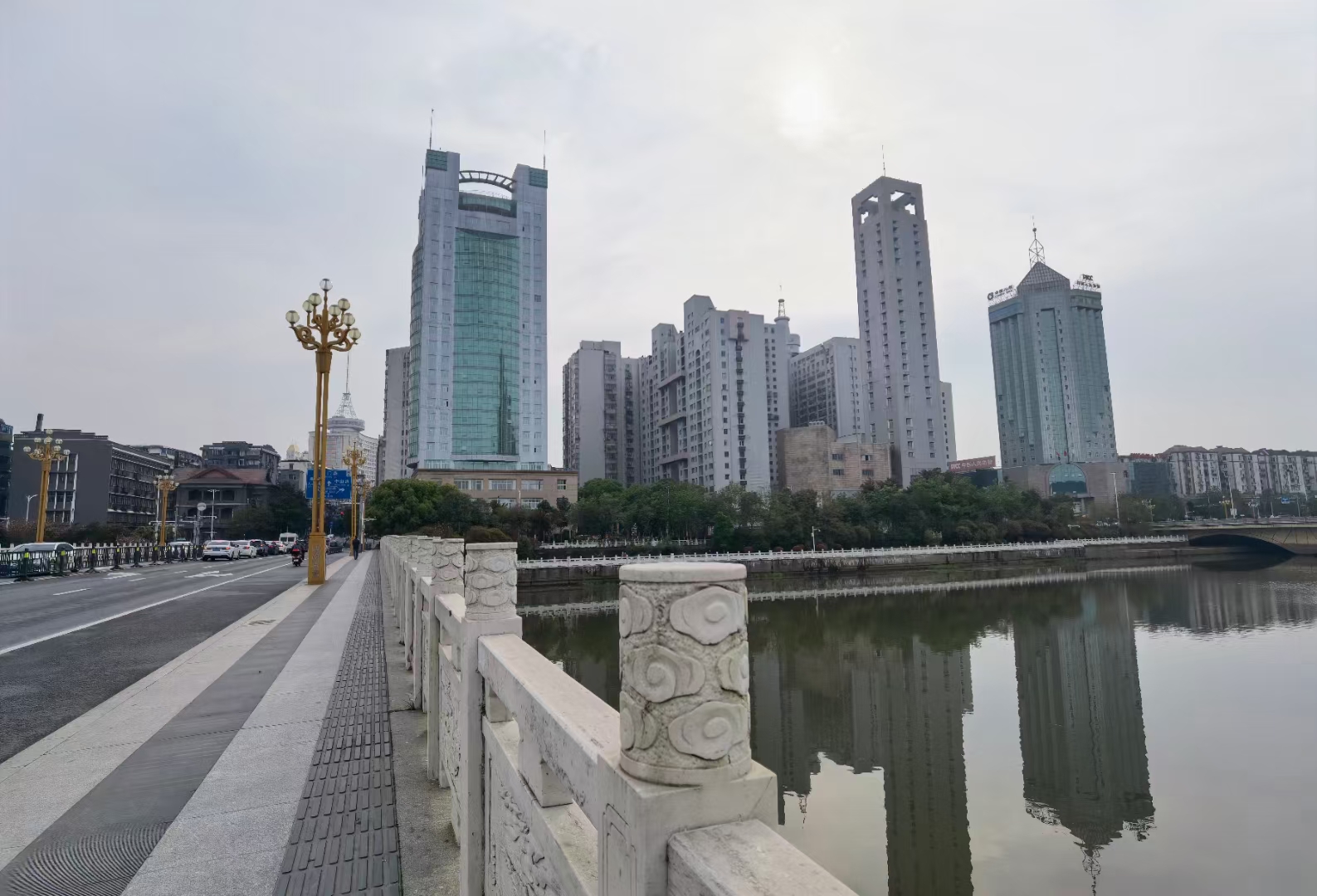 南昌市中山桥:移步即景