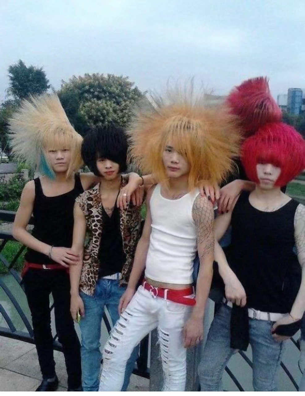 葬爱家族集合了