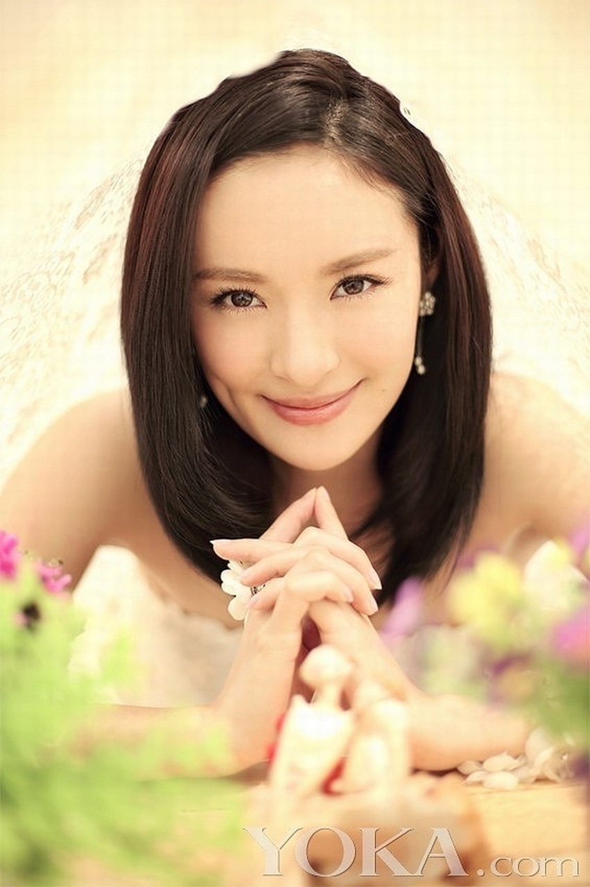 于越,1986年2月23日出生于山东省青岛市,中国内地女演员,2005年考入