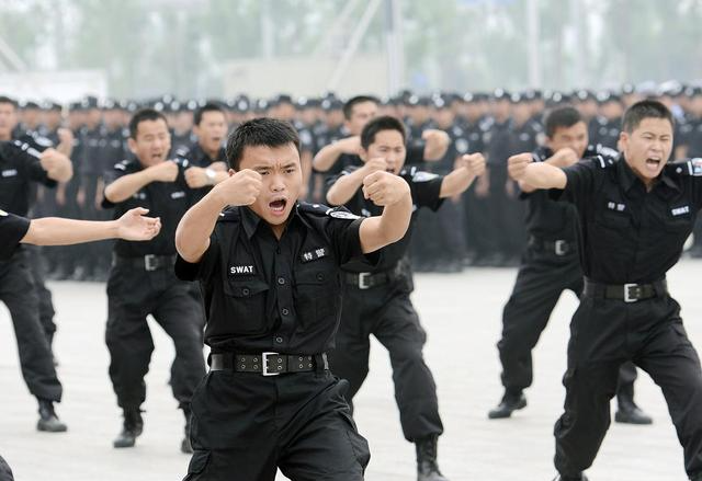 同樣,雲南蒙自警星職業學校也屬於中專層次警校,該學校是經過省教育廳