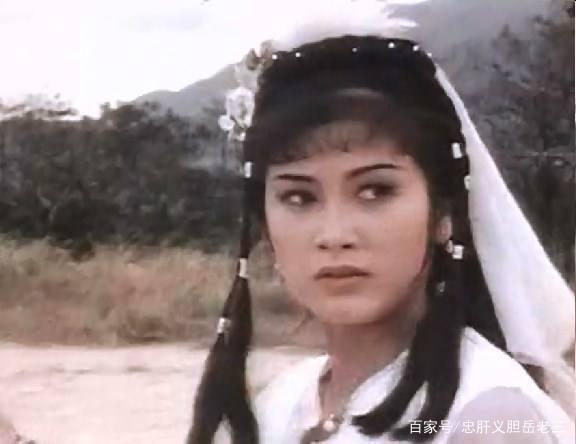 冰川天女不愿跟唐经天上天山,因一人心头之恨未解,又遭冯琳戏弄