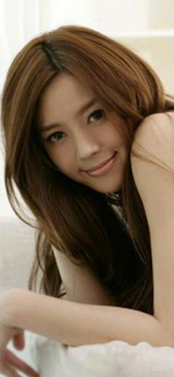 周韦彤比基尼写真