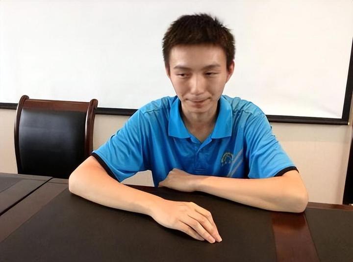 湖北学霸贺维艺,放弃保送清华,坚持拼搏高考,考了多少分