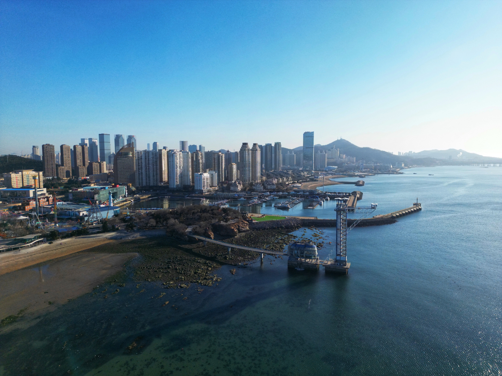 航拍大连星海湾,景色太美了#旅行攻略我在行