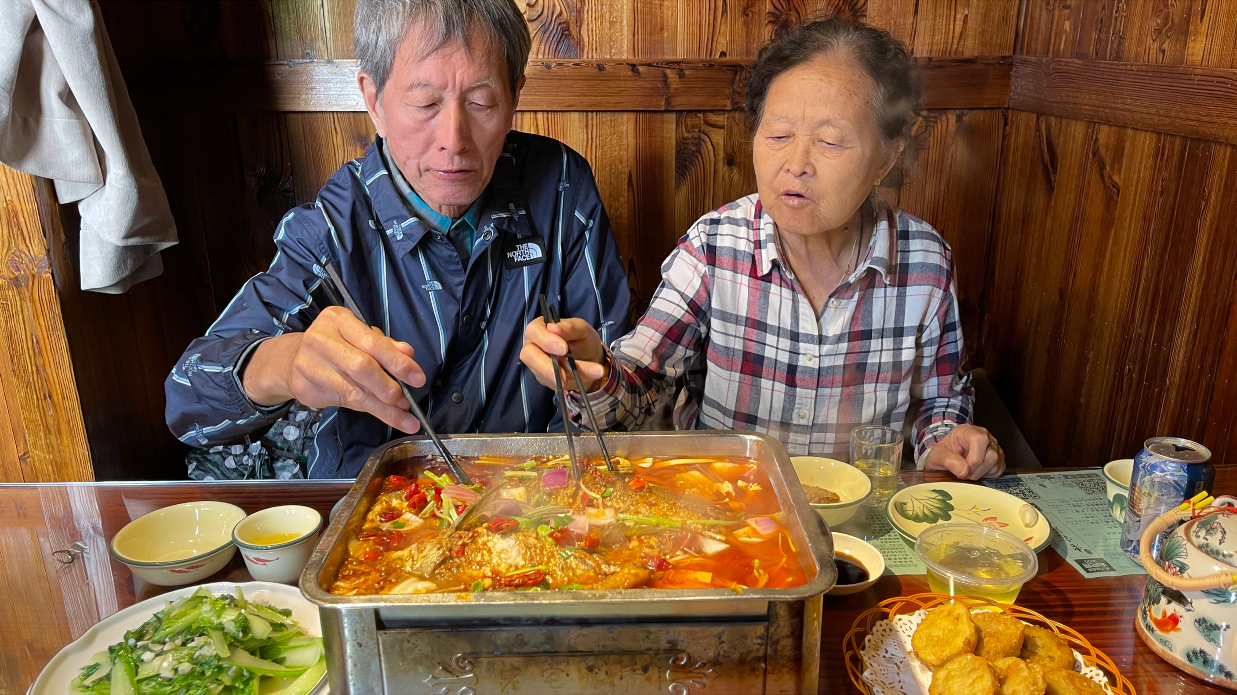 来武汉旅游一定要吃顿武昌鱼,和爸妈消费118元,烤的好吃
