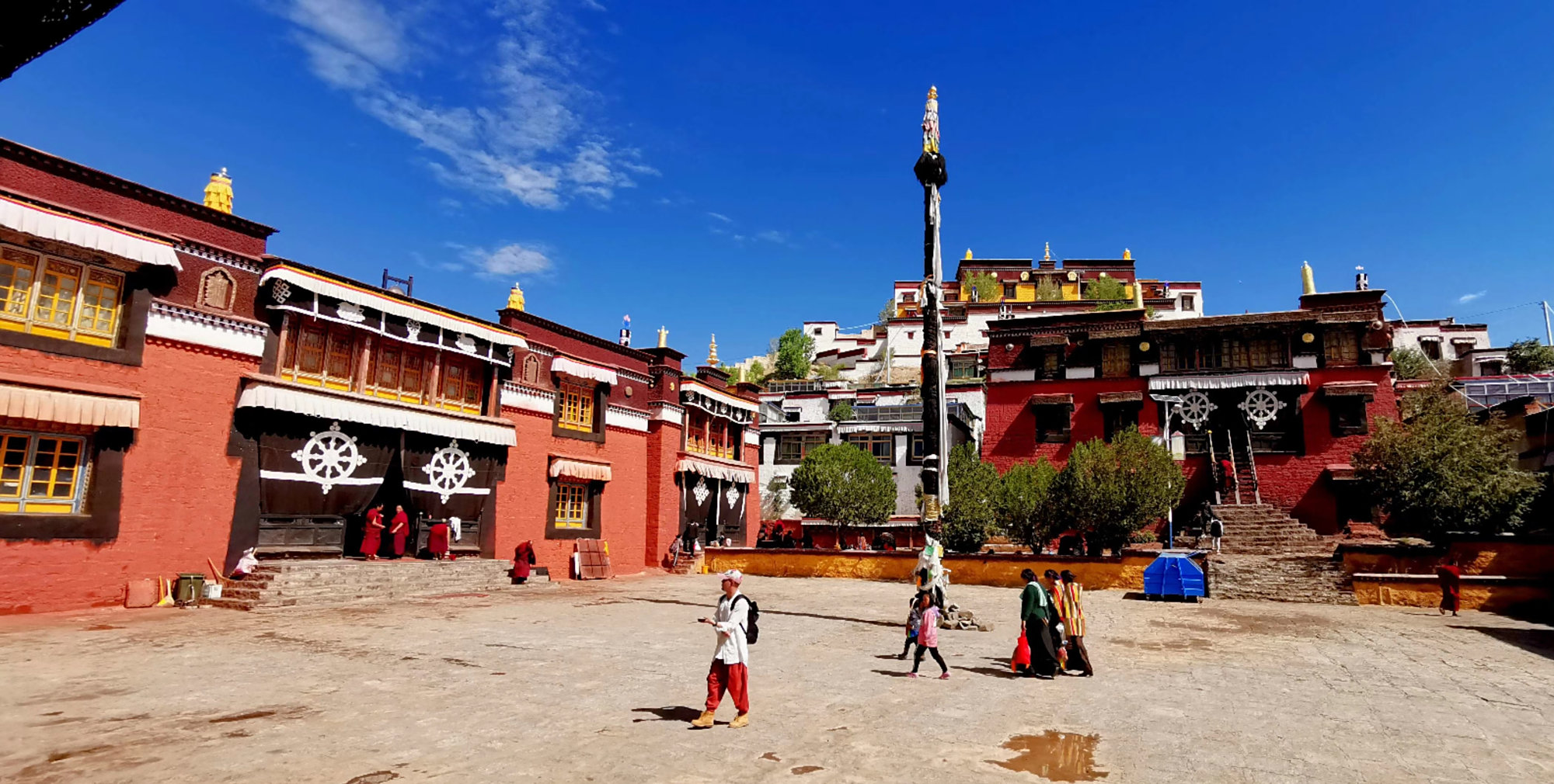 西藏阿里环线行第十五站:走进白朗县嘎东寺