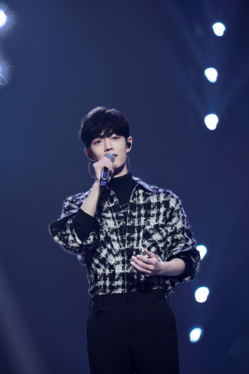 少年感真的很强～#肖战# #老照片