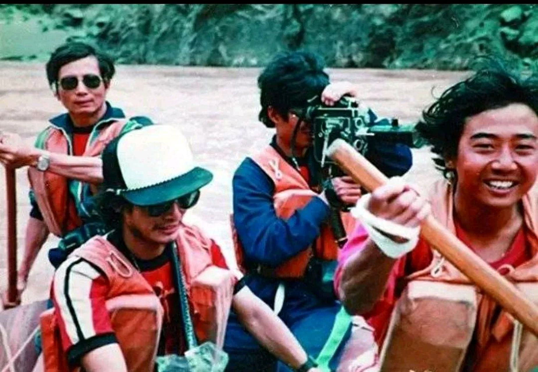 1986年,美国探险队到达藏区长江源头,开启中国探险漂流计划.