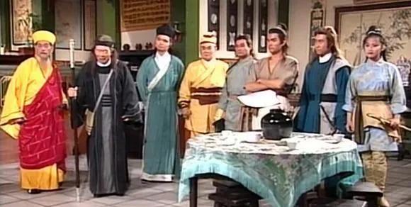 《射雕英雄传》里江南七怪武功稀松平常为什么那么爱装逼呢?