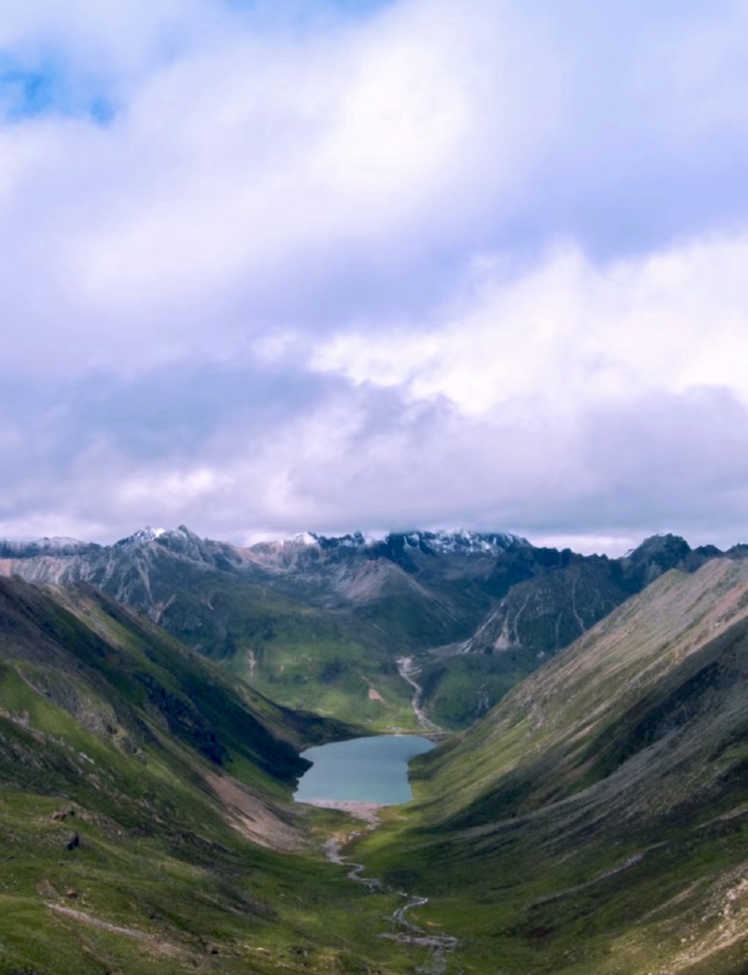 拉姆拉措,西藏最具传奇色彩的湖泊,传说湖面的倒影中会显现自己的前世