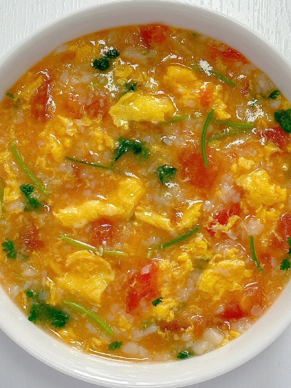 番茄鸡蛋汤的家常做法(番茄鸡蛋汤应该怎么做)