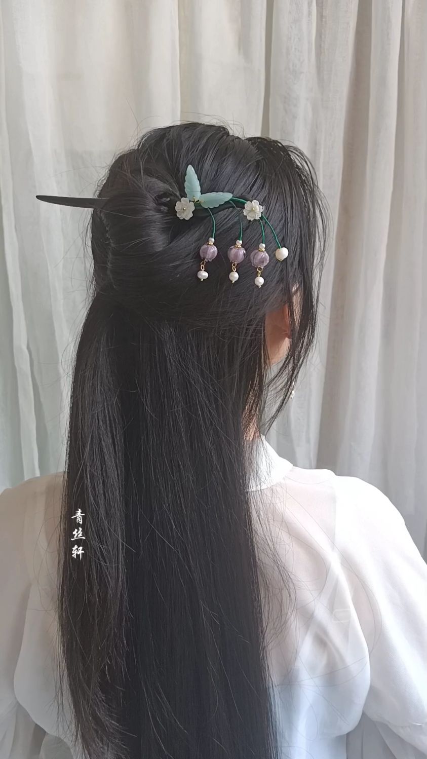 古朴写实的中国风发簪盘发,仿佛带你穿越了时空-度小视