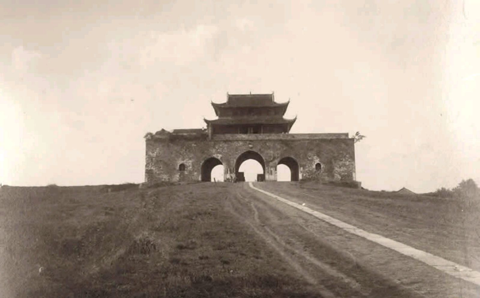 1913年南京历史老照片,看下百年前的"金陵城",是什么样子的?