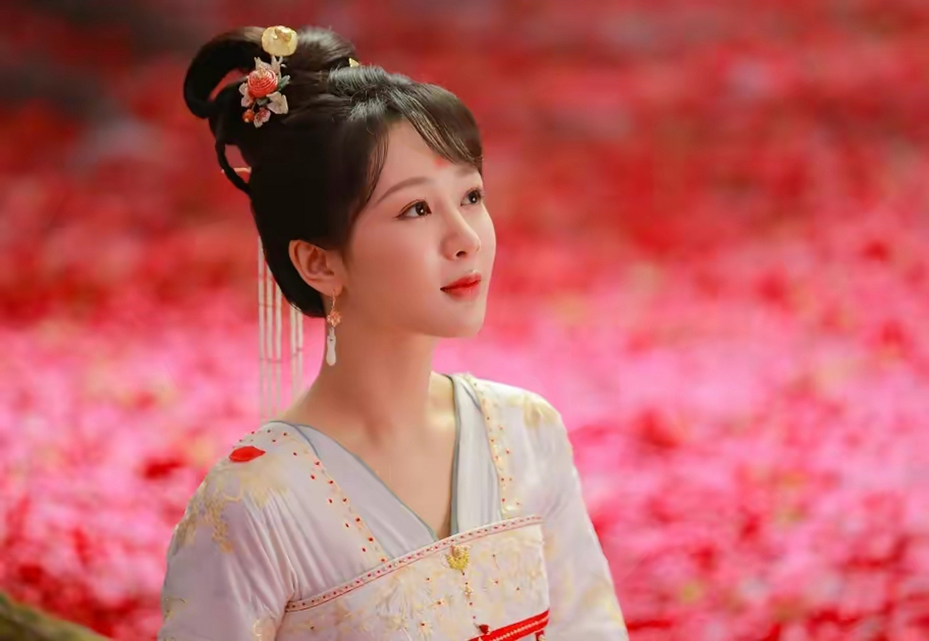 《长相思》:小夭大婚,用防风邶身份抢亲的相柳,比狐狸还精明  无论