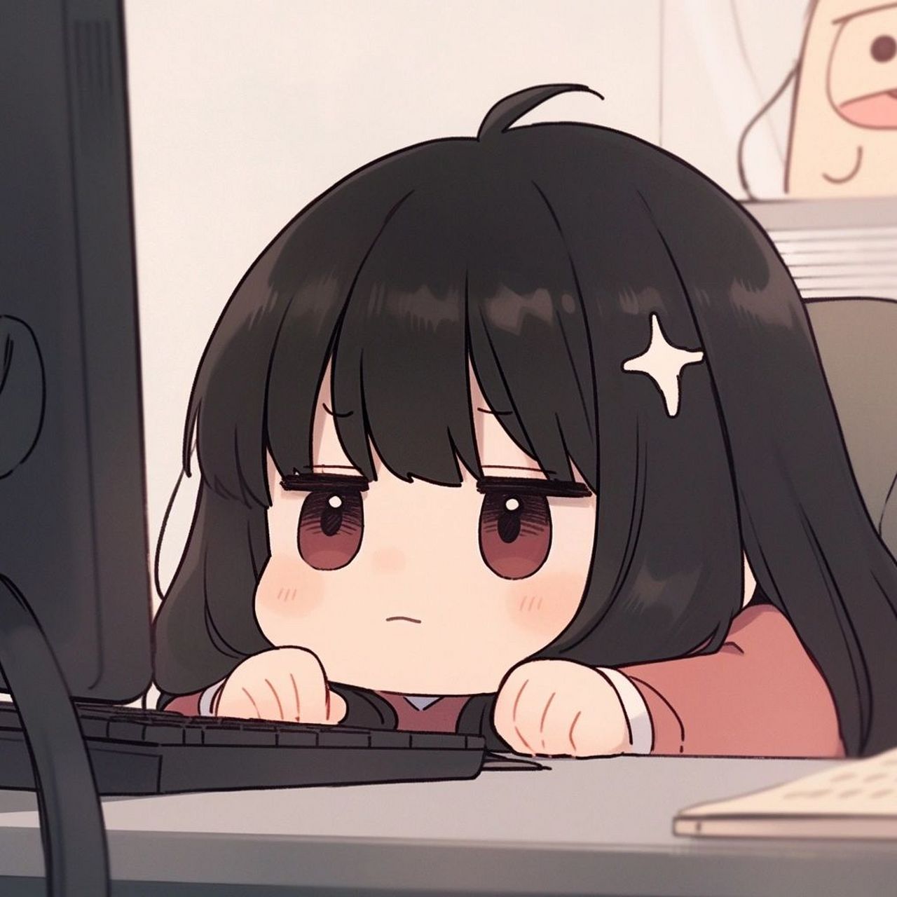 像极了工位上弱小无助又努力加班的你