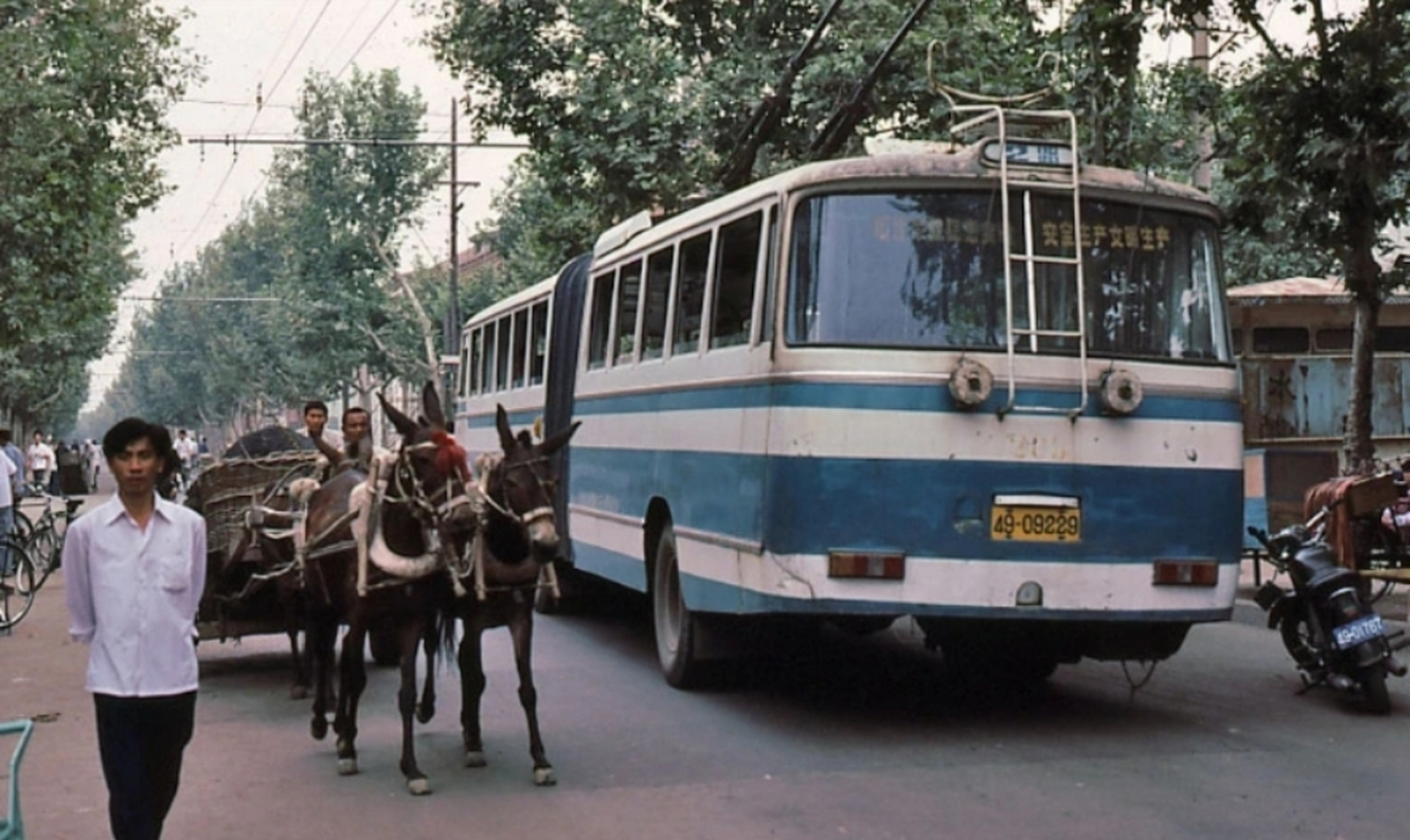 郑州公交车80年代图片