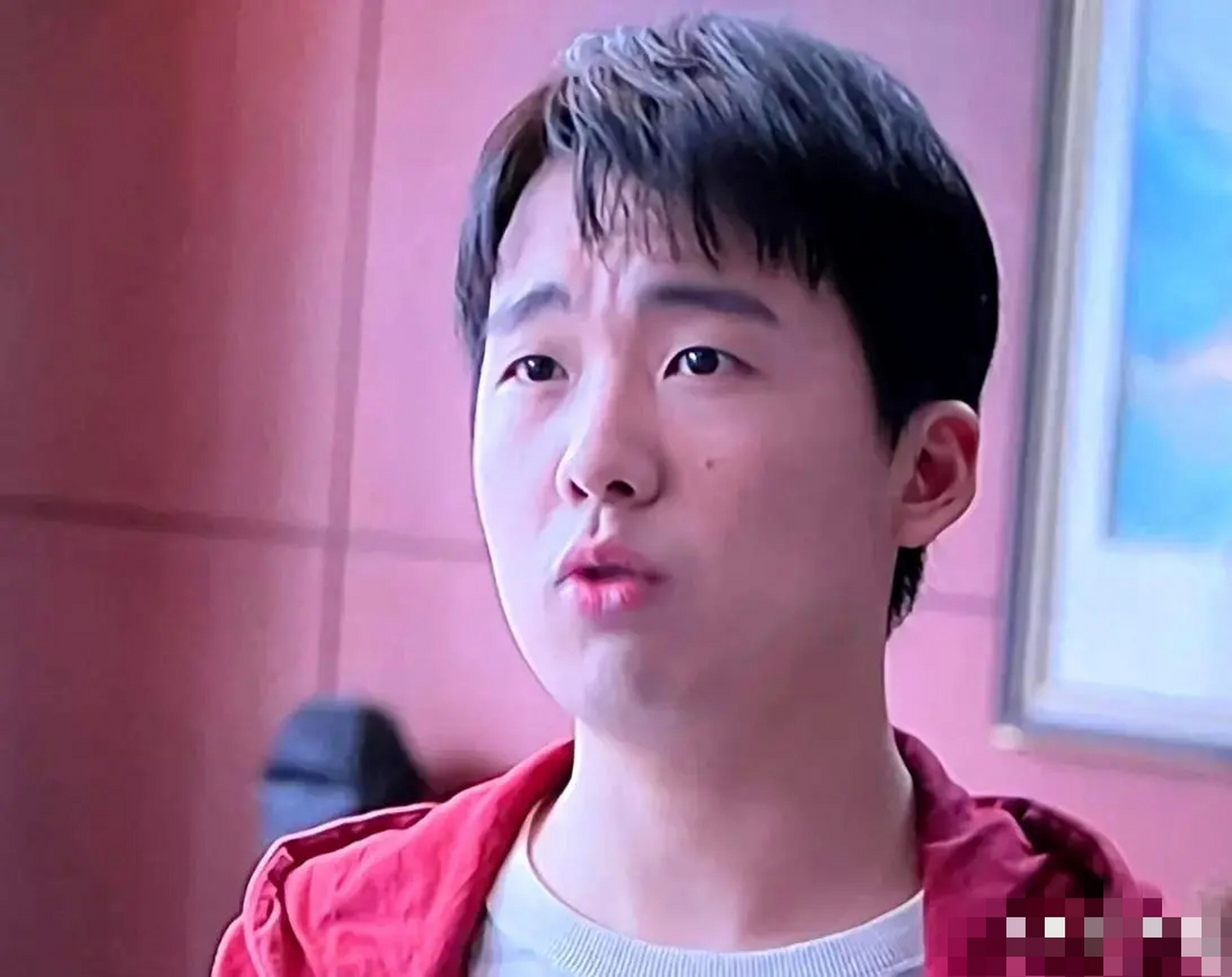 5月3日,郭麒麟主演的电视剧《平凡之路》上映了!