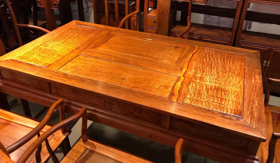 梨花木教程:一招教你正确鉴别缅甸梨花木真伪,到底值不值得入手