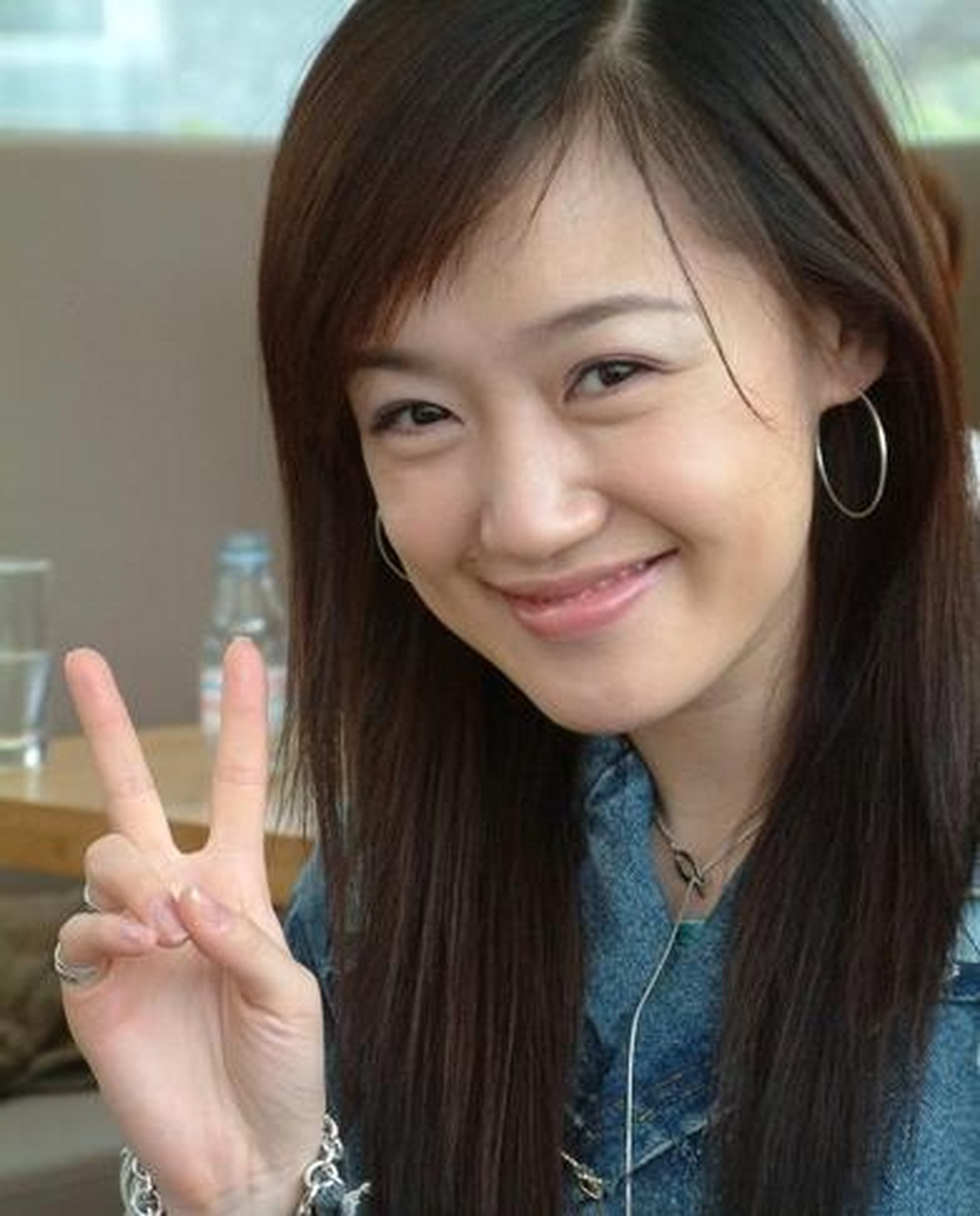 薛佳凝年轻时真的很有灵气,如今她把重心放在了话剧上