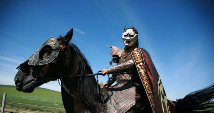 大宋最牛将军狄青,四年25场战斗无一败绩,戴铜面具的囚徒战神!