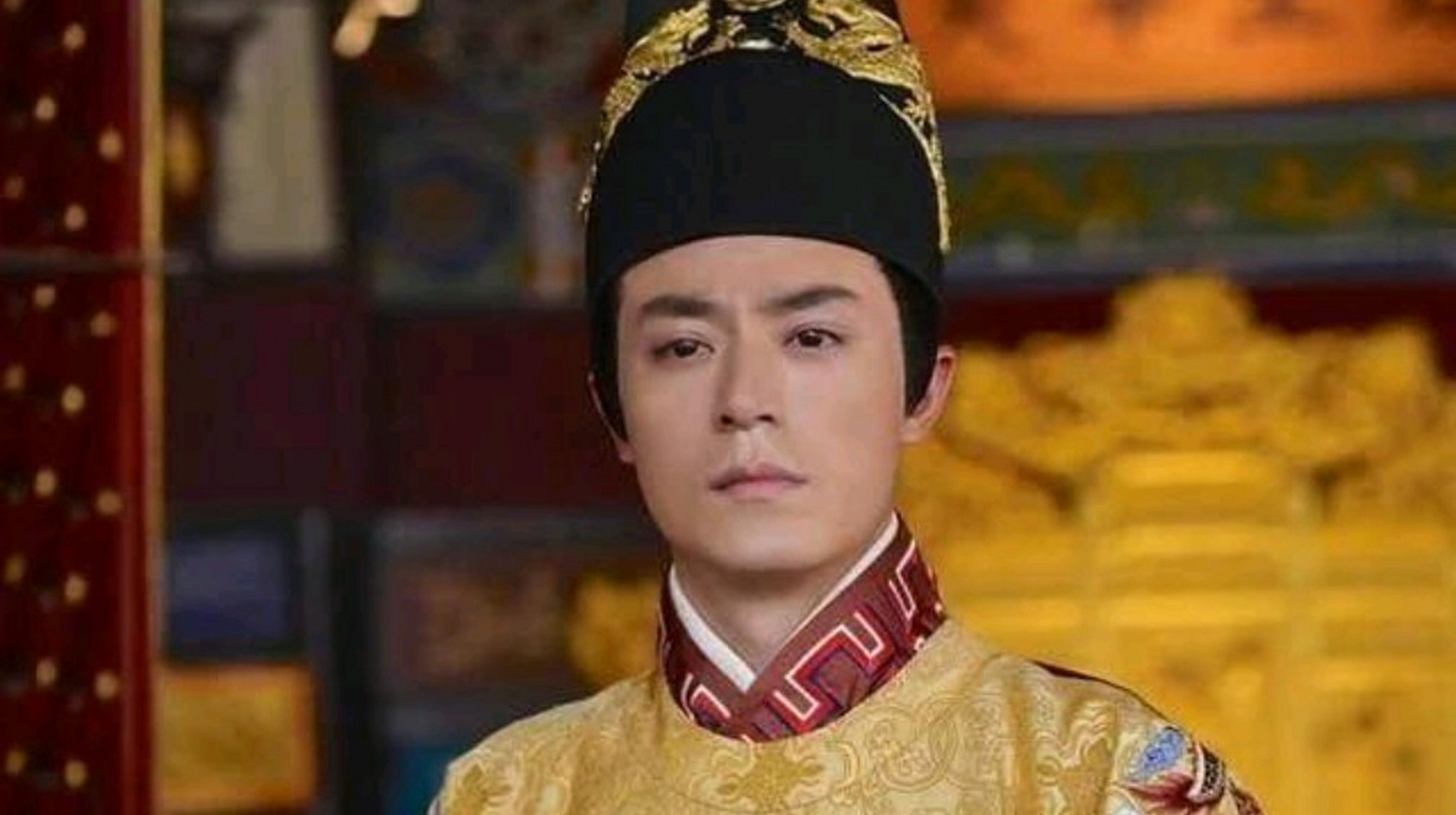 1583年,万历皇帝朱翊钧,手握两份奏章龙颜大怒,口中