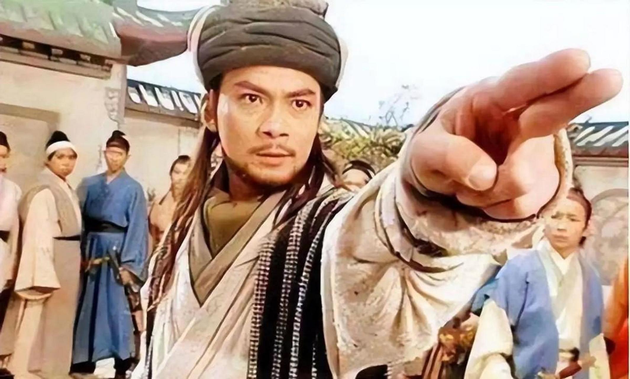 武侠剧中最帅的三个男人:  ①吕颂贤版令狐冲 经典