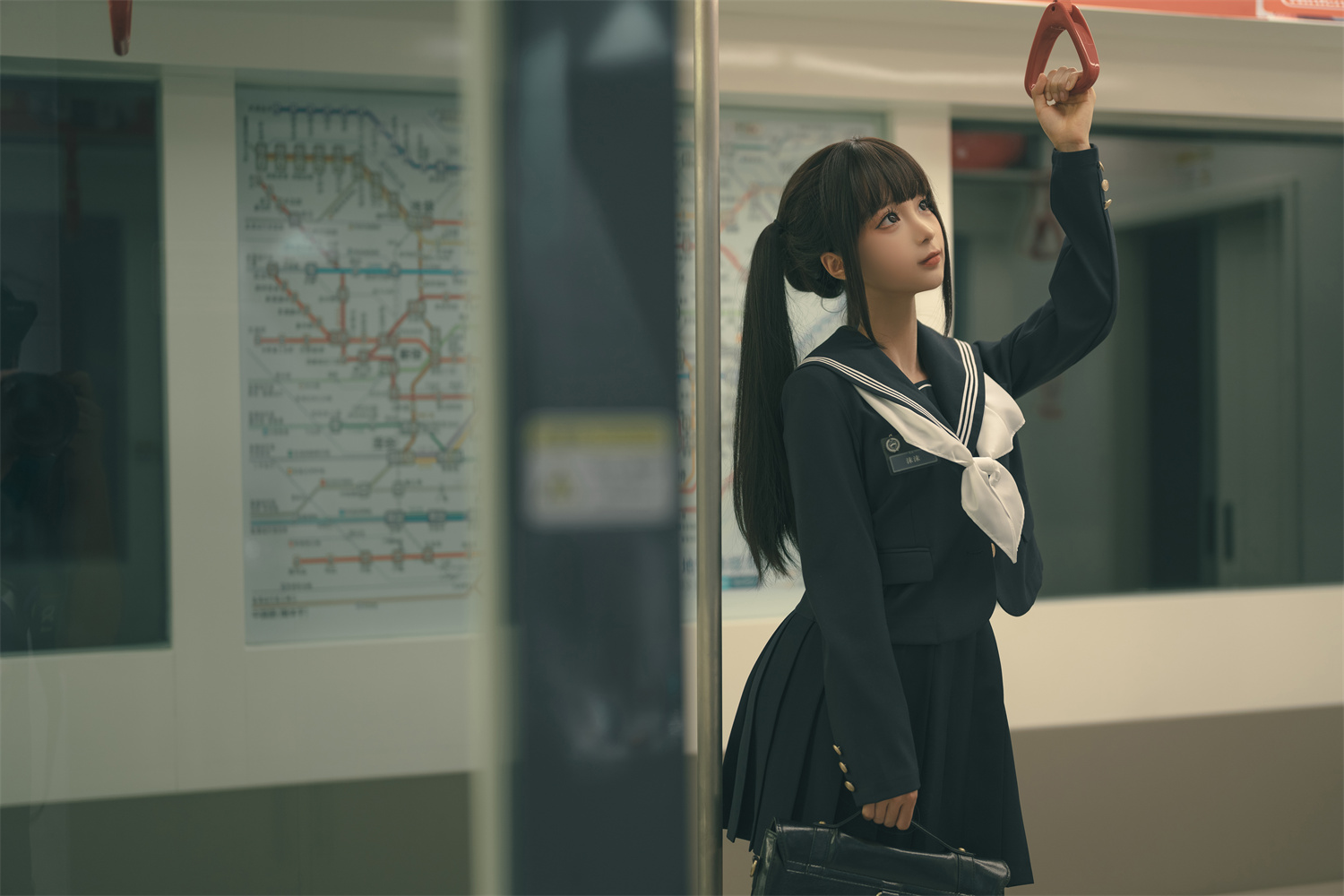 蠢沫沫任务绅士版,杀手也坐地铁 蠢沫沫任务绅士版,杀手也坐地铁