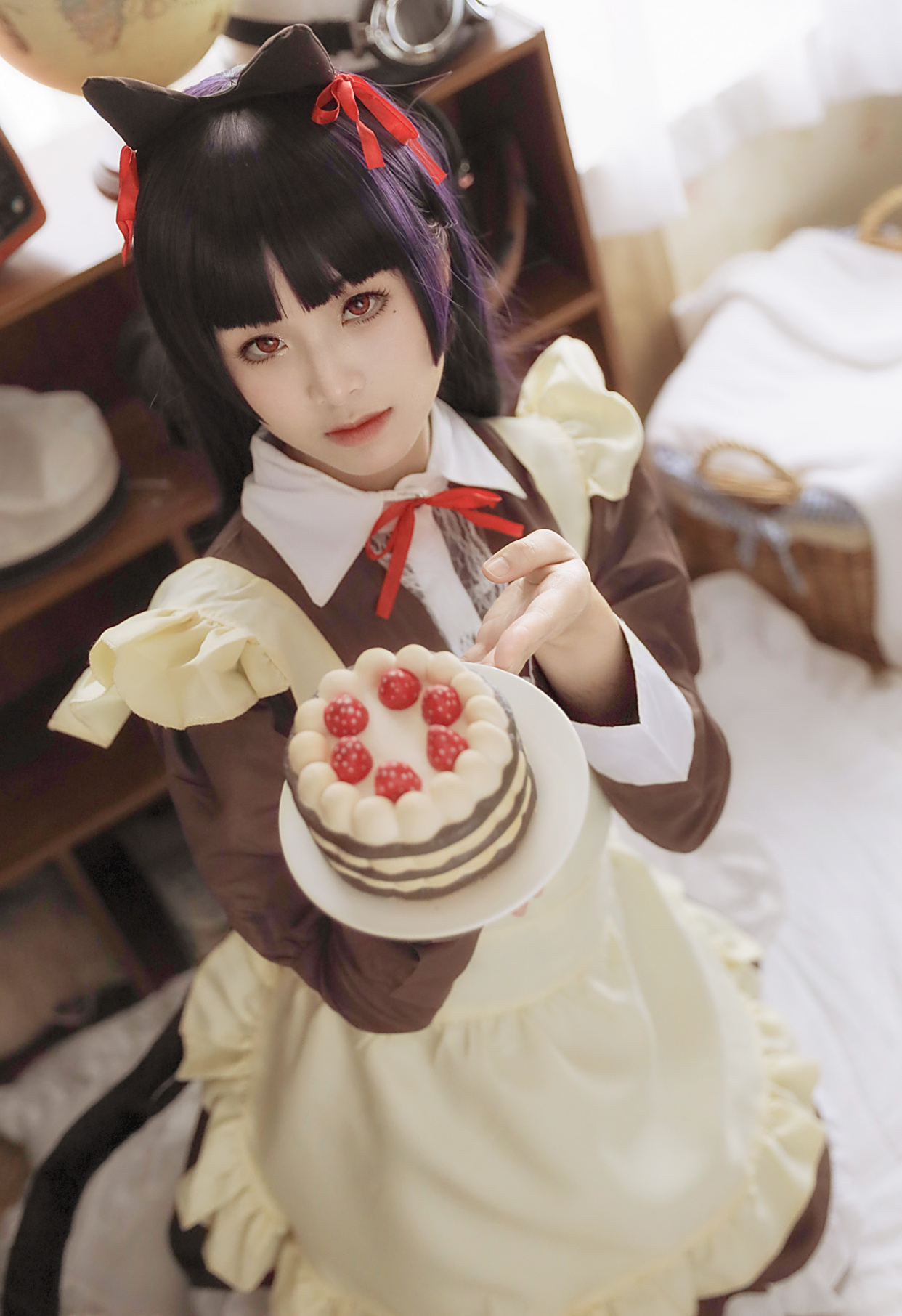 五更琉璃女仆cos,这只"黑猫"也就"亿"点点可爱啦