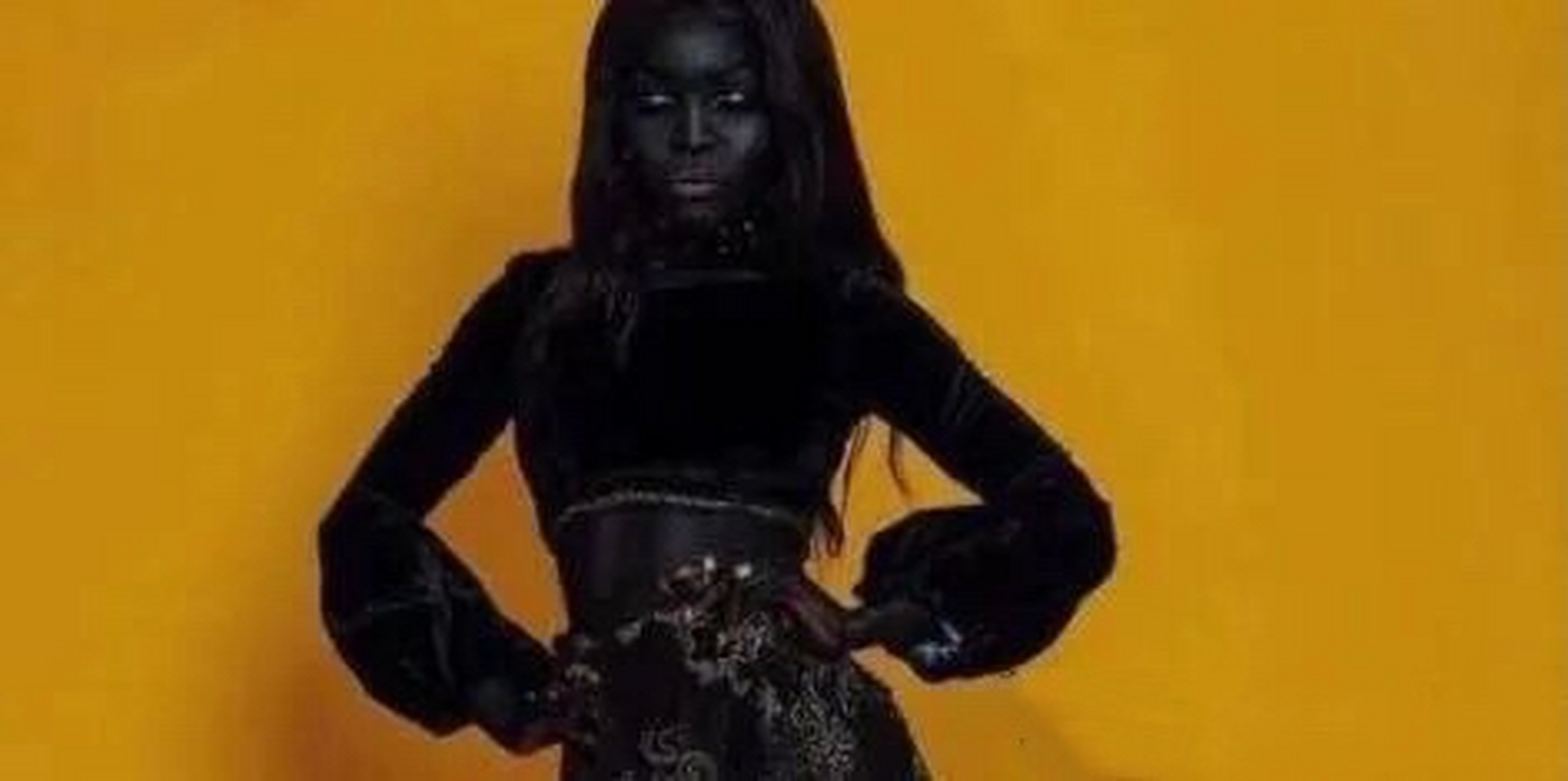 世界最黑的非洲女孩 nyakimgatwech来自苏丹,现在是美国时装界名模