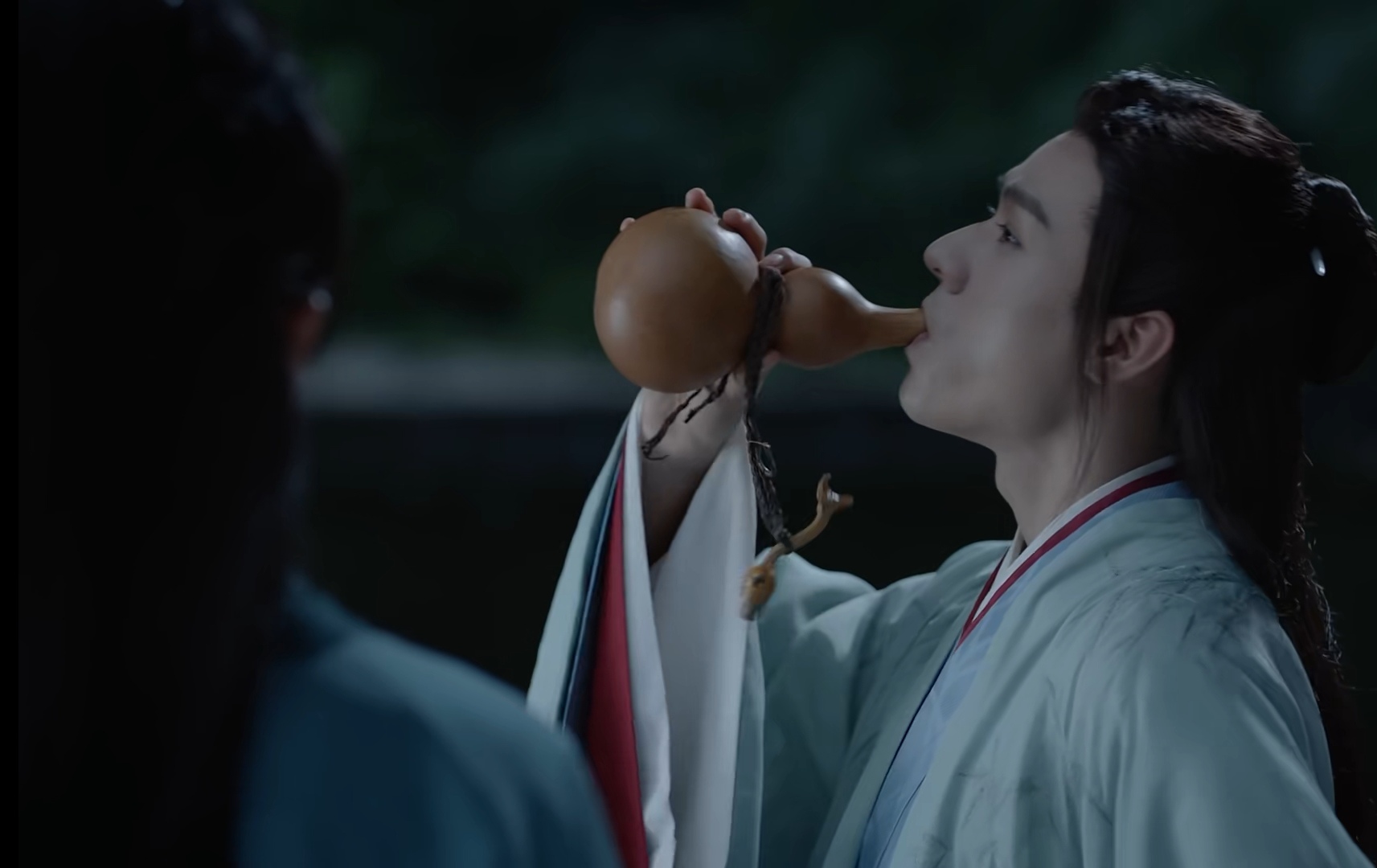 山河令番外34:大半夜不谈情不说爱,只是蹭酒喝