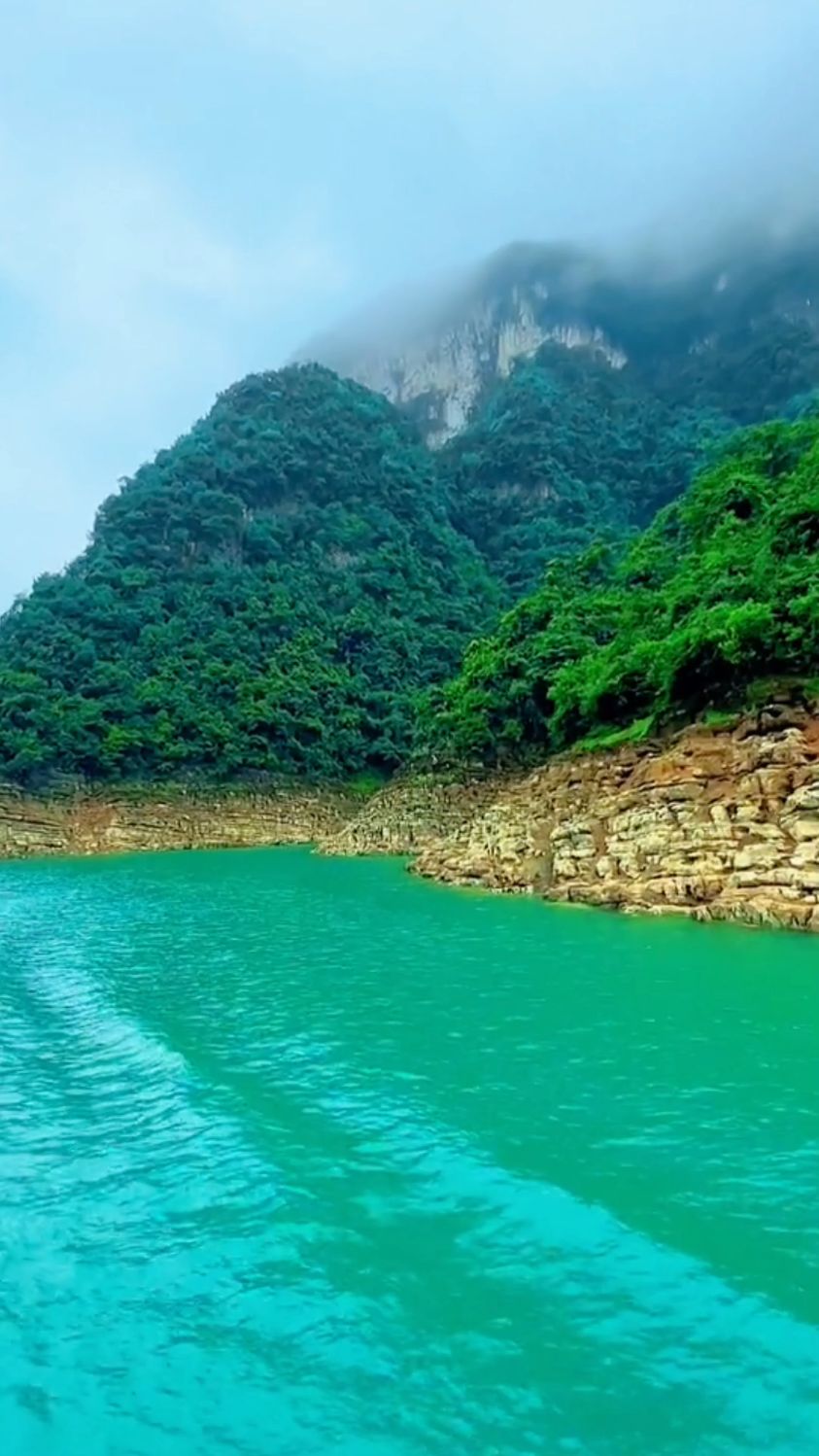 山清水秀,美景如画