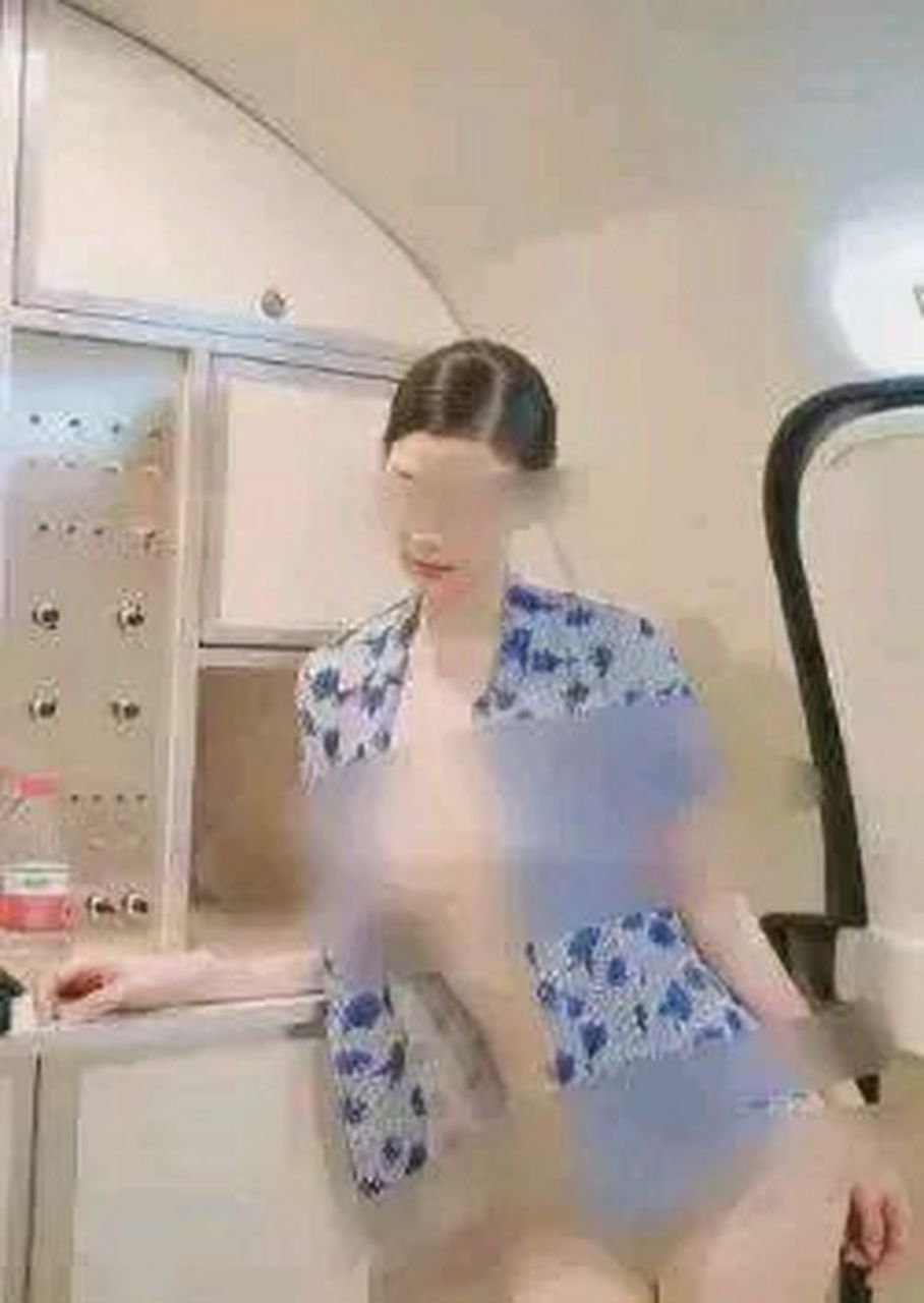 美女内衣内裤少女空姐图片