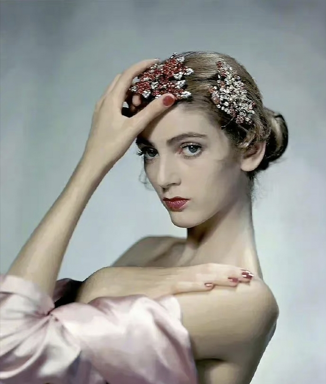 92岁的超模卡门戴尔 ,风华绝代的一生 676767