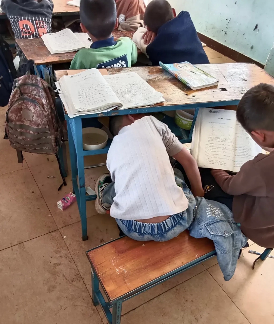 现在的问题学生 我是某校教师,我承认,我尽力了,我也很累了,很迷茫,我