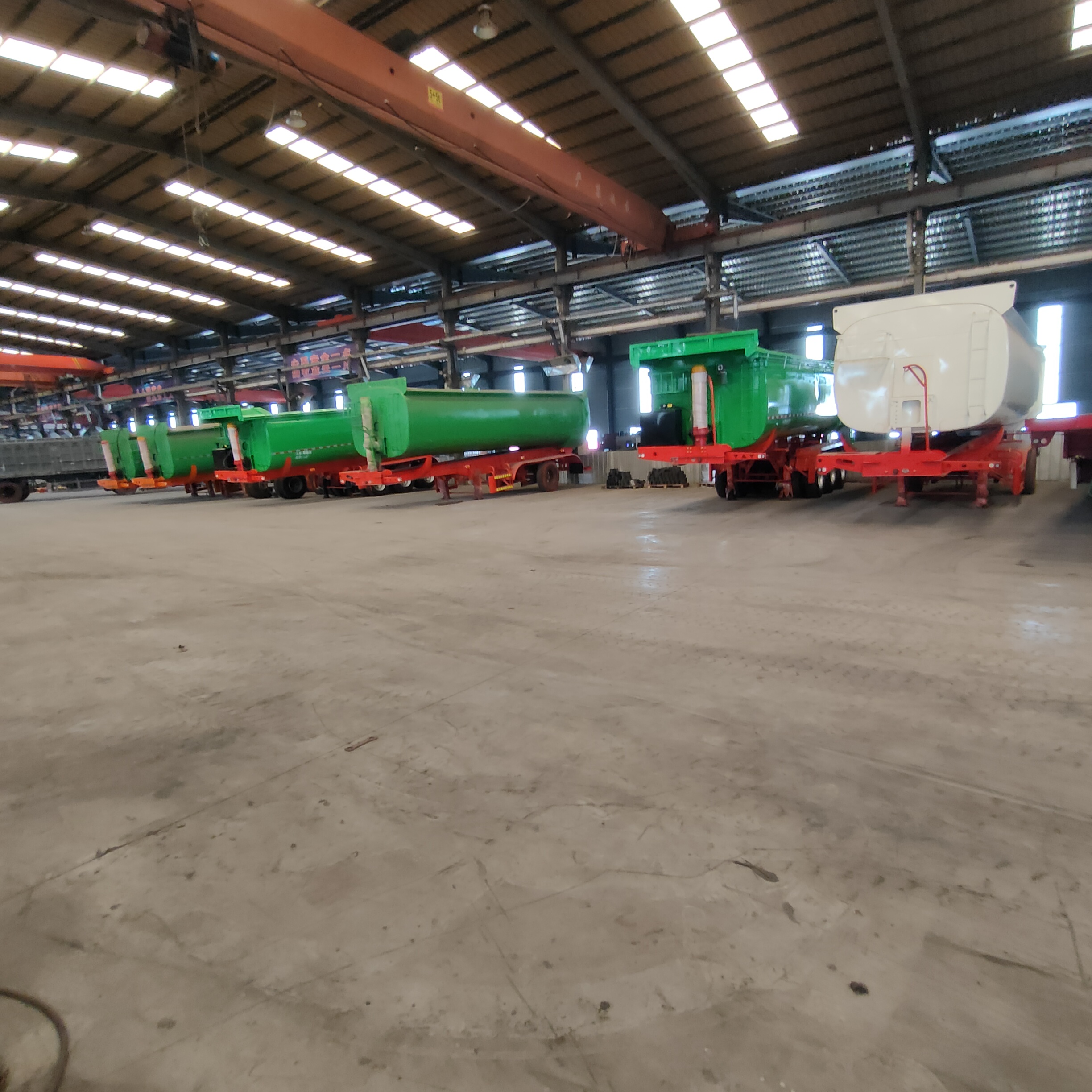 u型罐式后翻自卸