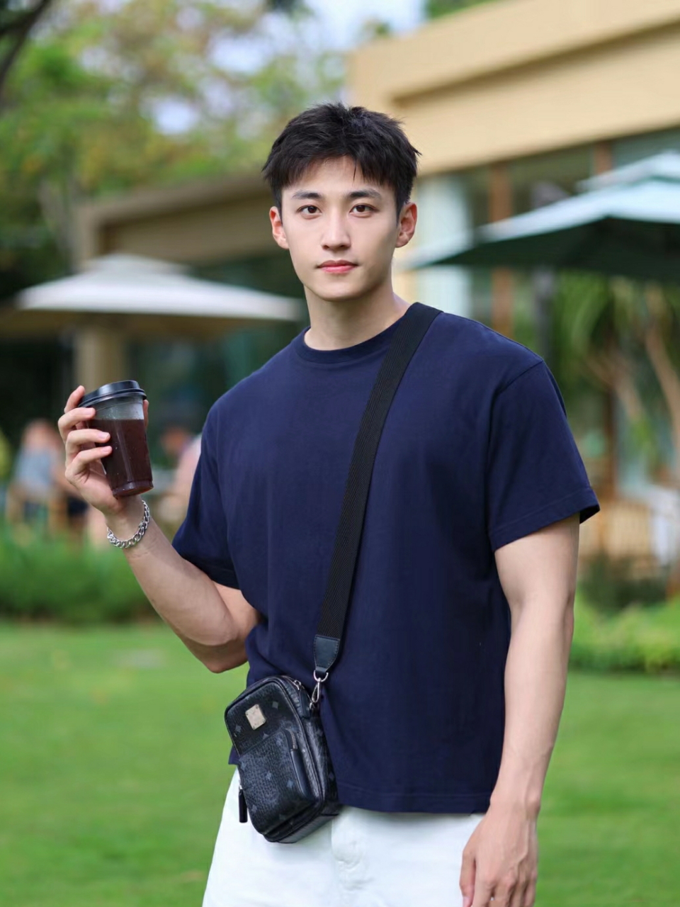 帅哥# #肌肉型男# #时尚穿搭