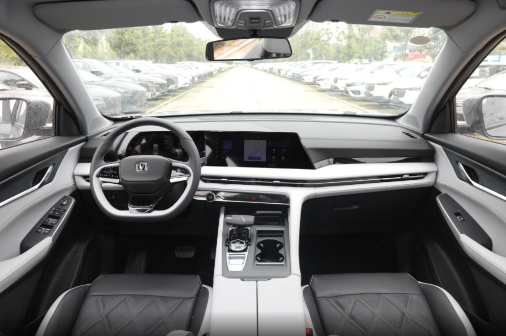 2023款长安cs75 plus:外观时尚大气,底盘舒适,动力够猛!