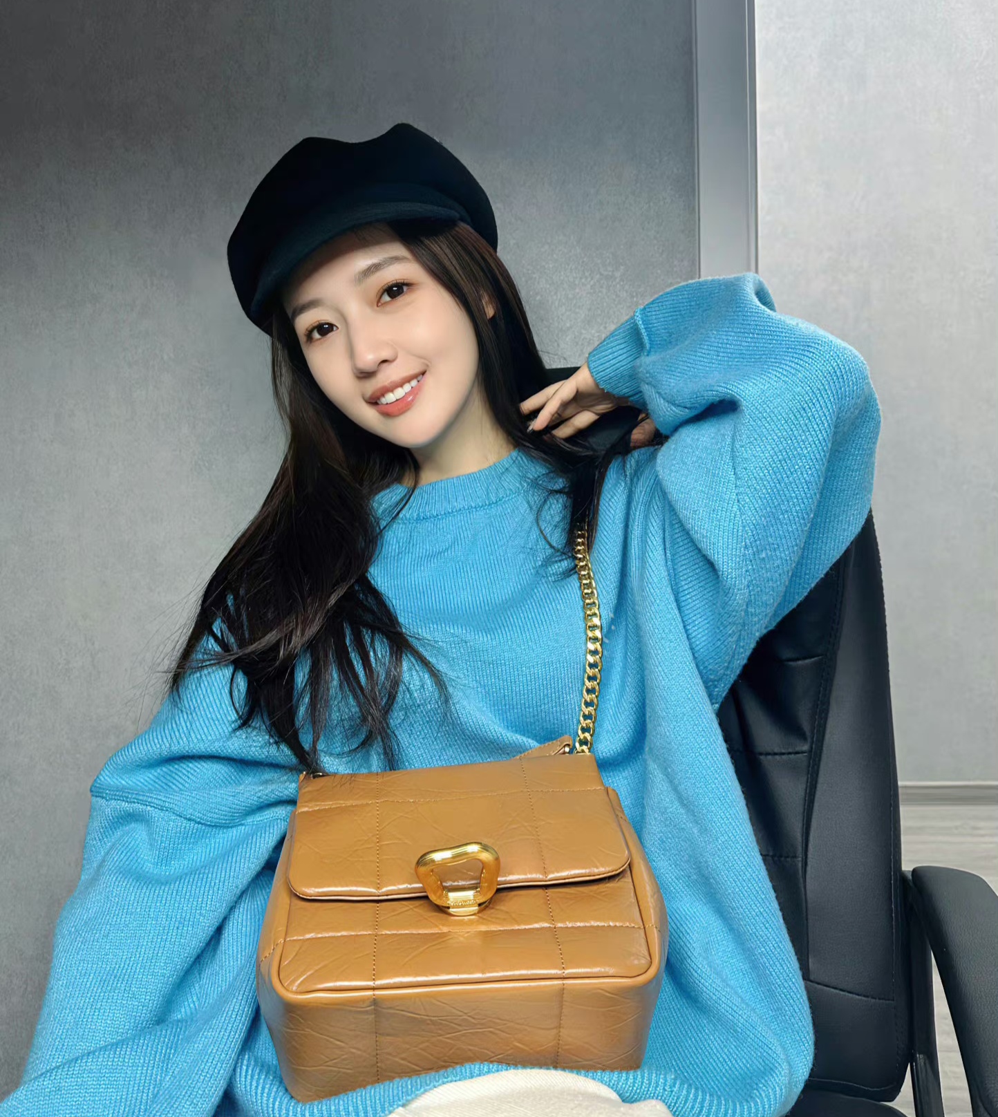 秦牛正威改名秦语鹿,网友吐槽名字来自三个男人,未婚夫霸气护妻